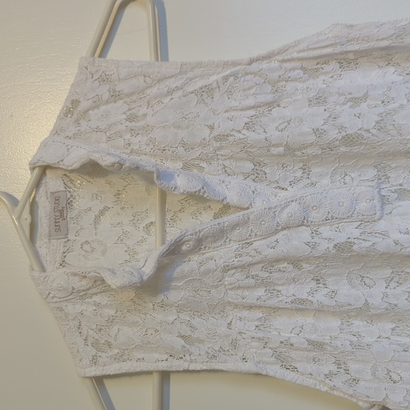 Sunny Studio Cover-Up - Picture 2 of 6